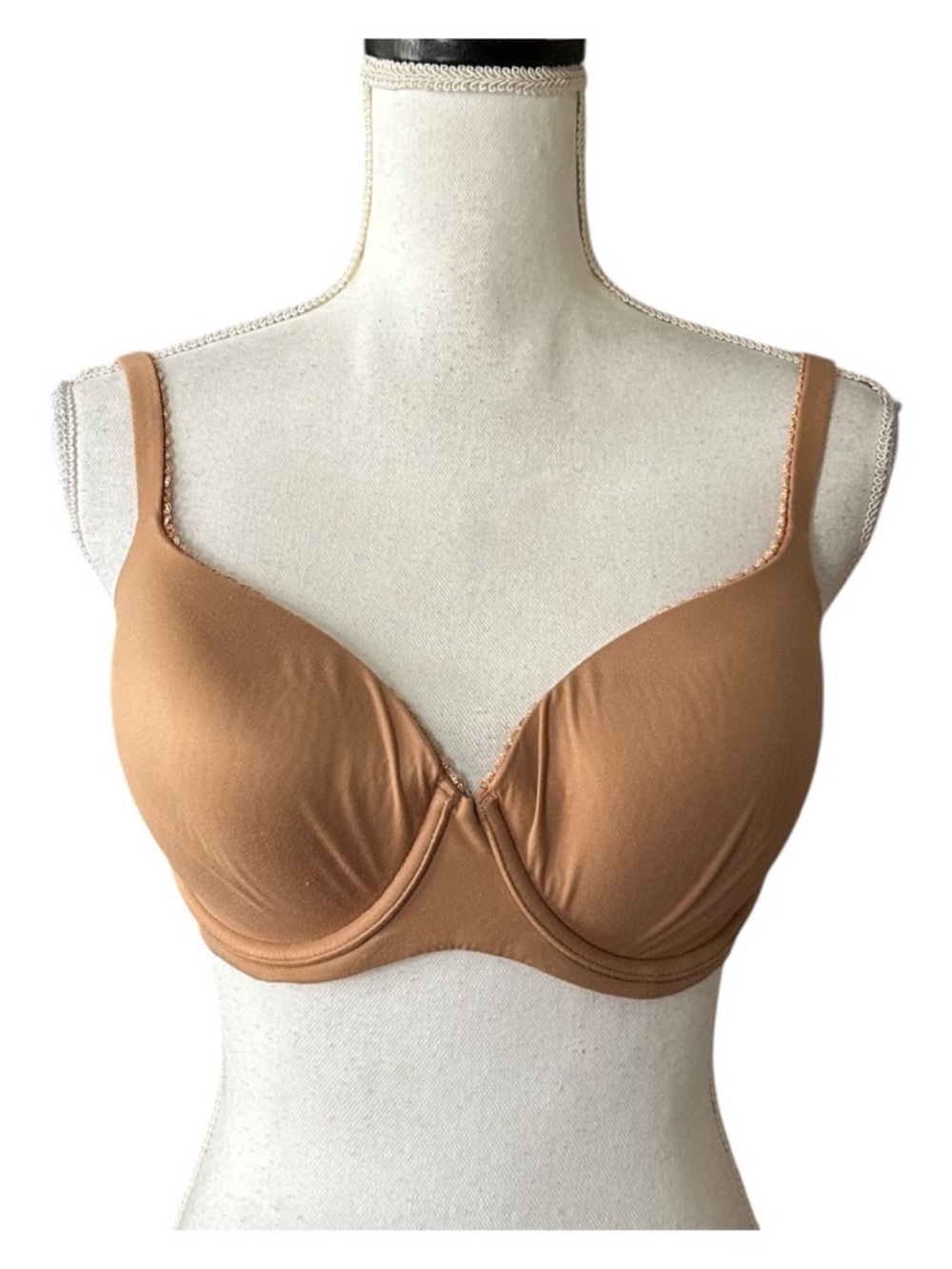 Victoria’s Secret Body by Victoria Lined Demi Underwire Bra SZ 34DD in Brown